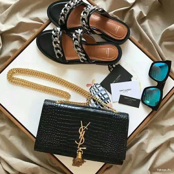 MEDIUM YSL KATE 0601